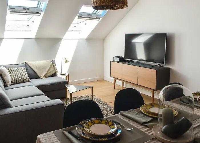 Charme En Centre Ville, Equipe, Local Velos